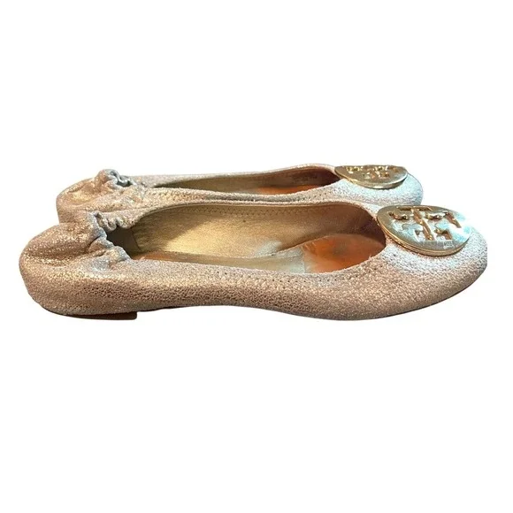 Tory Burch Reva Ballet Flats Metalli Gold Crackle Leather Logo Medallion Size 7M - Picture 4 of 12
